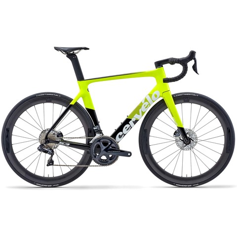 A Cervélo S3 Ultegra Di2 Disc road bike from 2019.